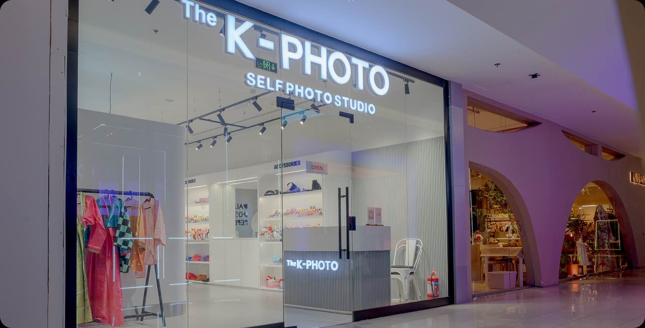 Hero Section for K Photo